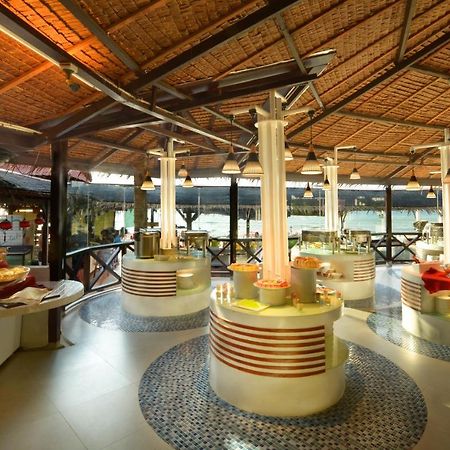 Paya Beach Spa & Dive Resort Kampung Genting Exterior photo