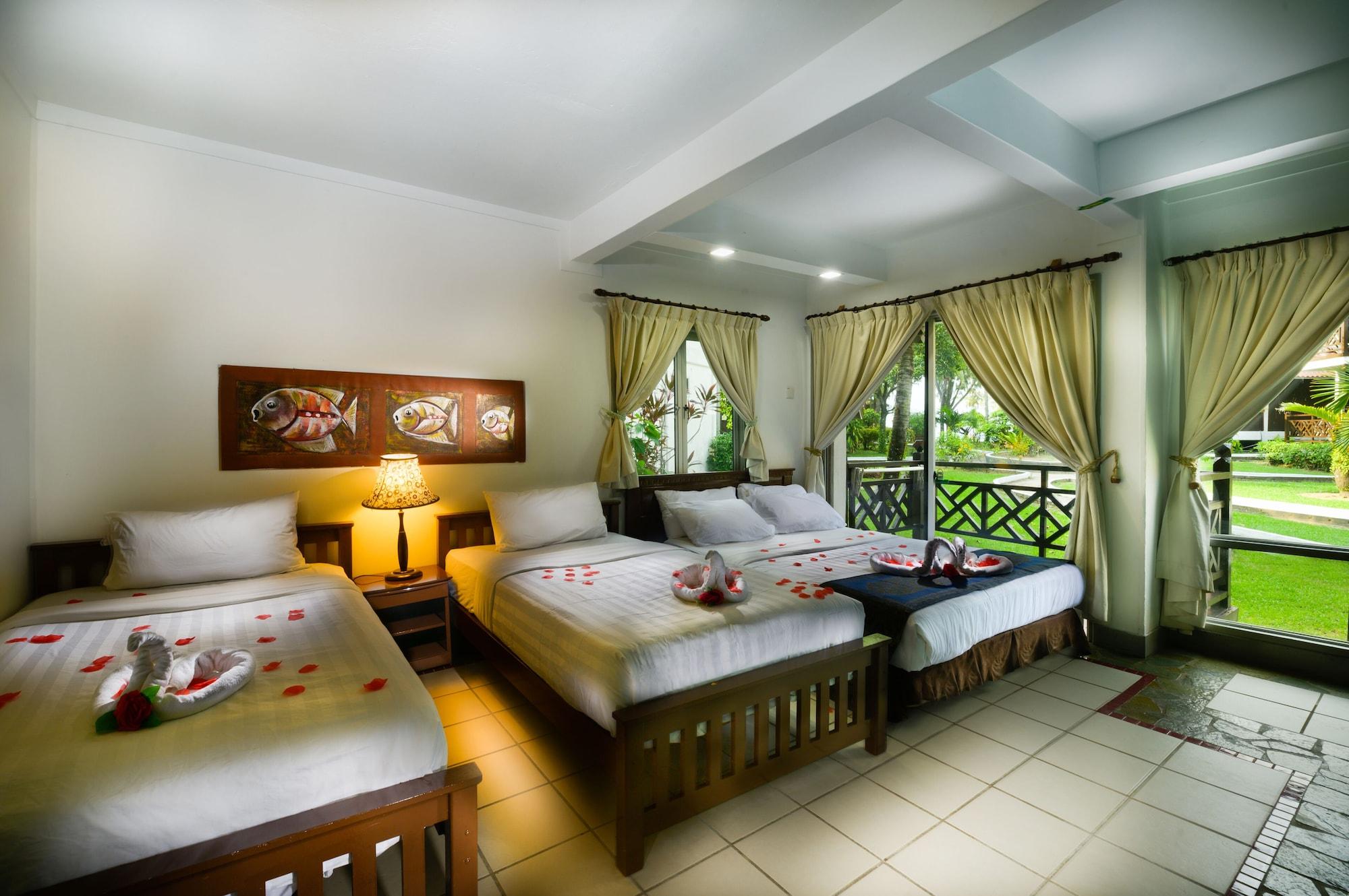 Paya Beach Spa & Dive Resort Kampung Genting Exterior photo
